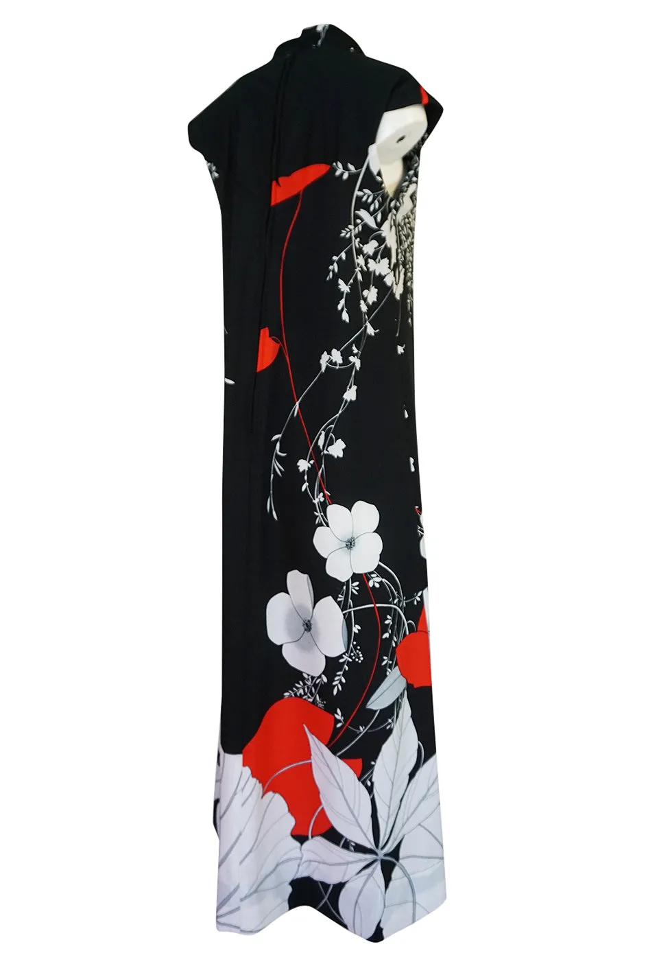 1970s Malama Hawaii  Bright Red Floral Jersey Black Dress