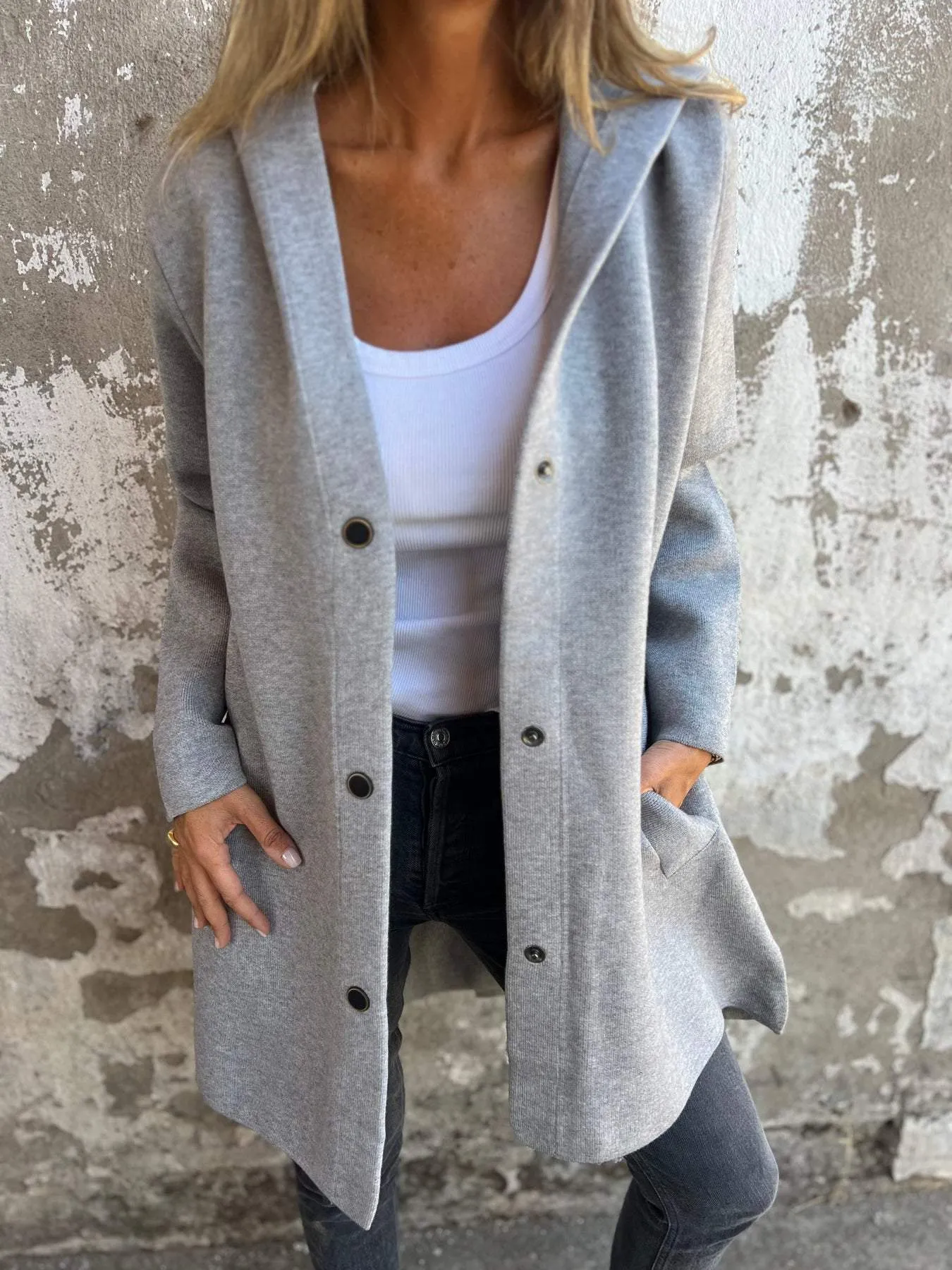 Adriana | Cardigan with Buttons and Hood