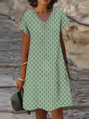 BerryBetty - Green V Neck Causal Short Sleeve Shift Dress