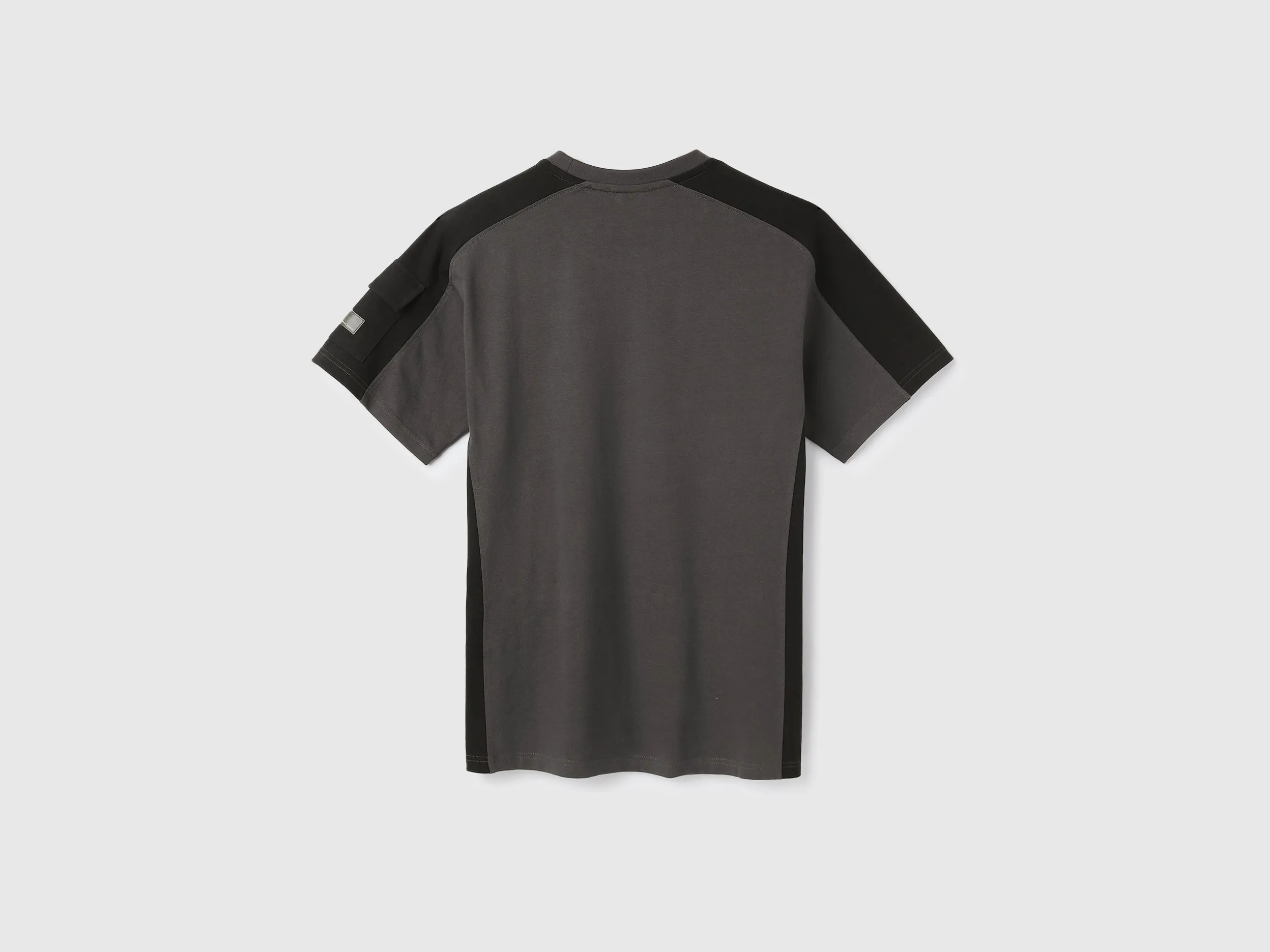 Boxy Fit Round Neck Color Block T-shirts