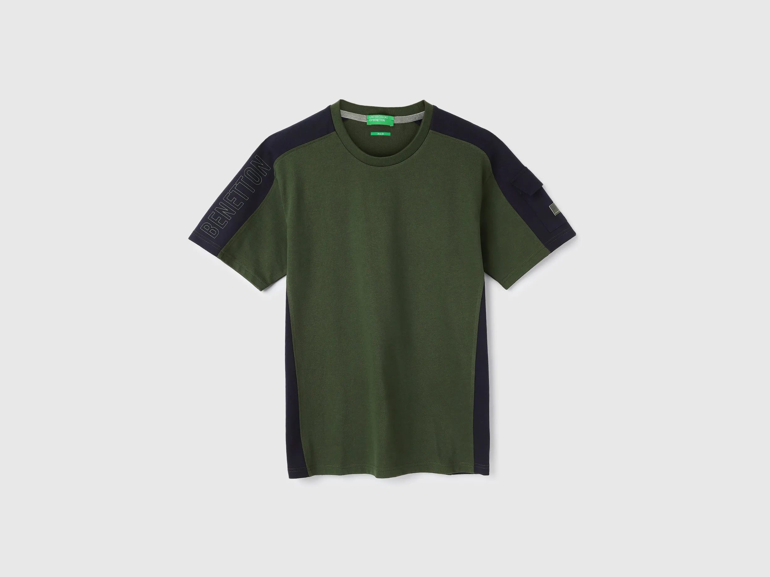 Boxy Fit Round Neck Color Block T-shirts