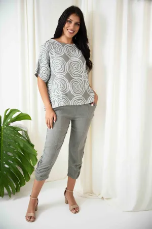 Bungalow 3/4 Capri Pant | Grey