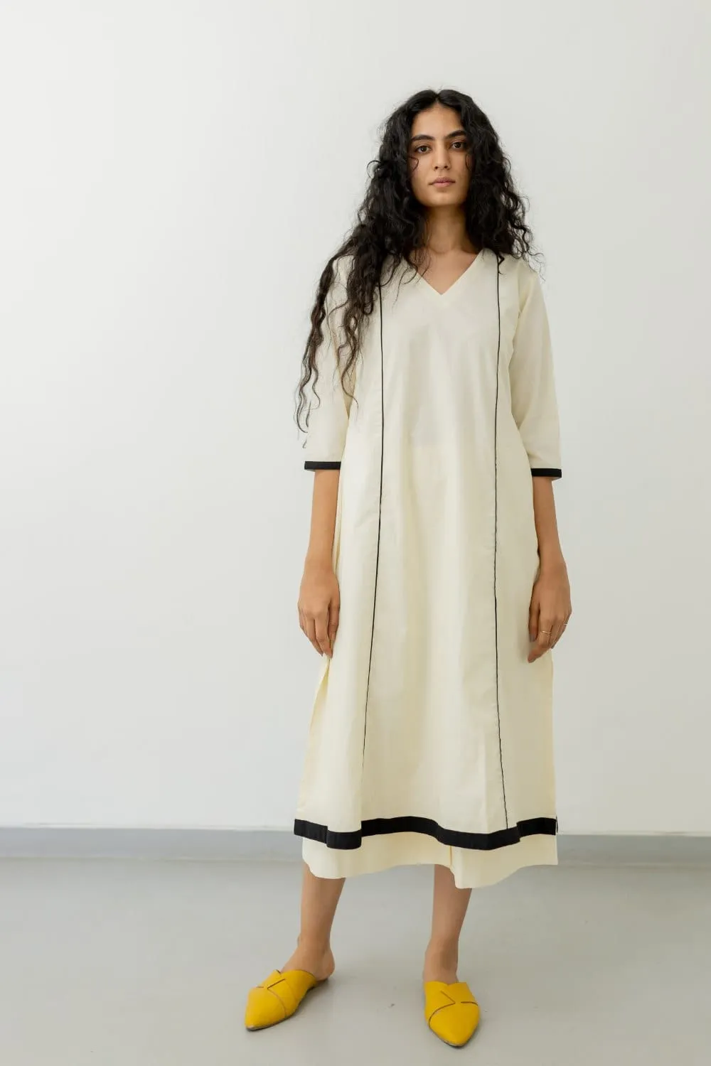 Chalk and Coal Kurta with pants