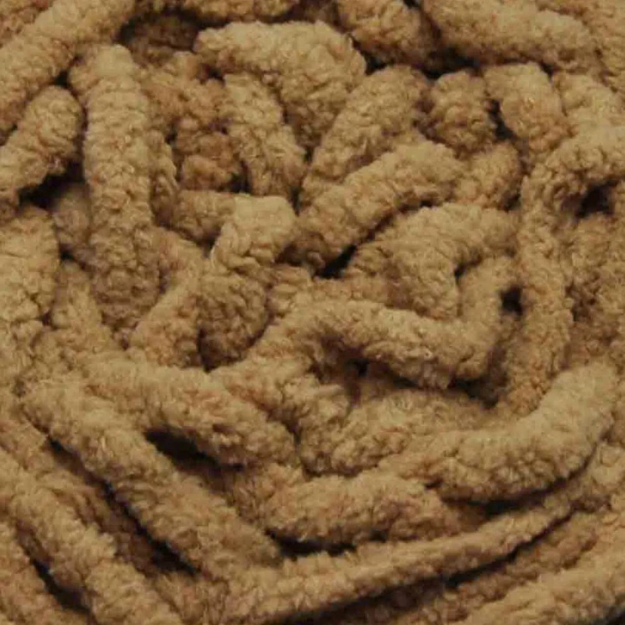 Chenille Blanket Yarn 100g 80m 12ply - Latte