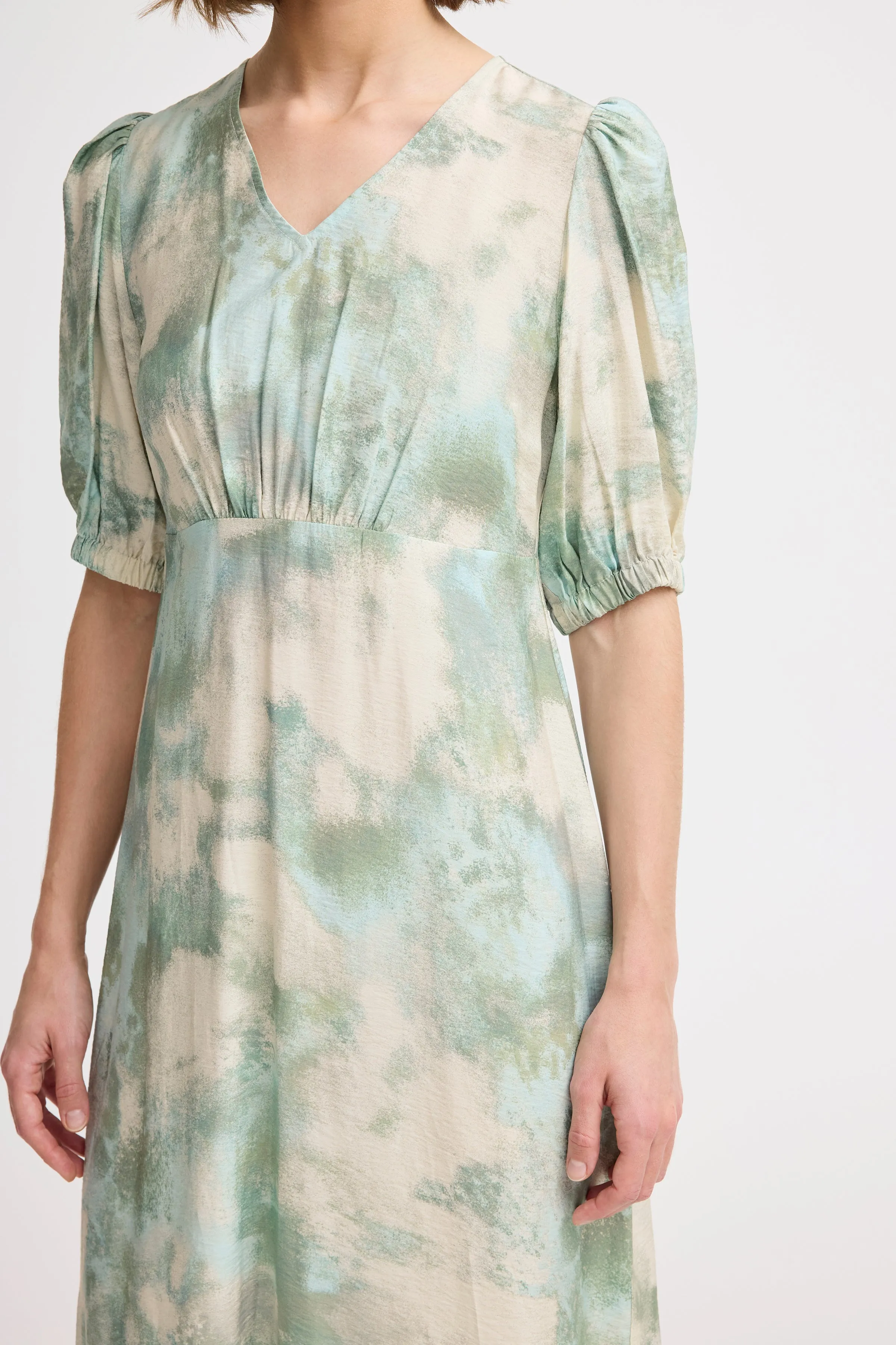 Ibine Short Sleeve Dress | Blue Haze Blur