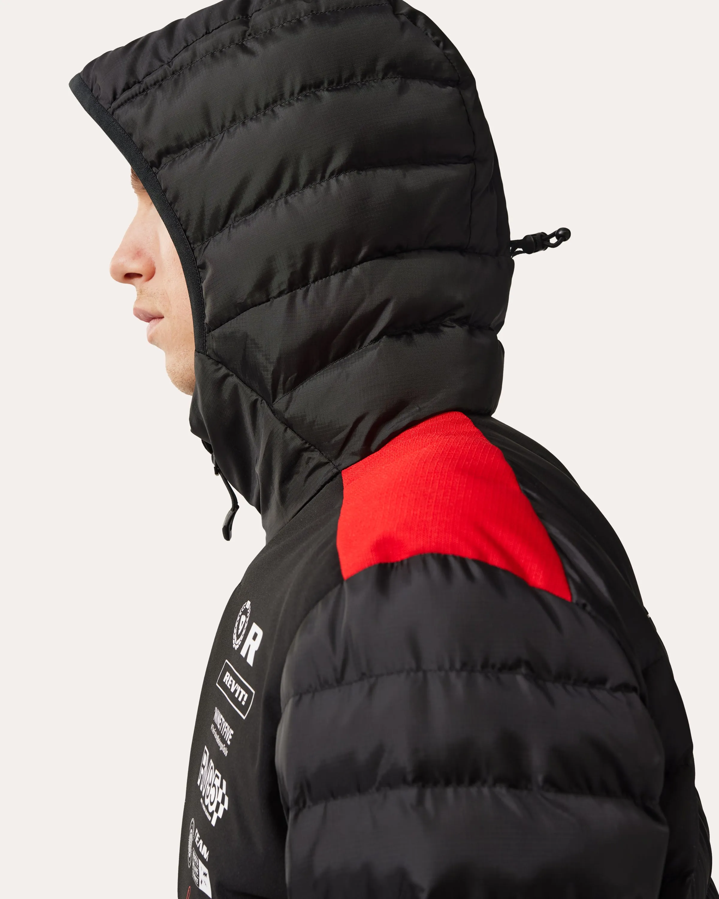 Jacket Payload | Black-Red