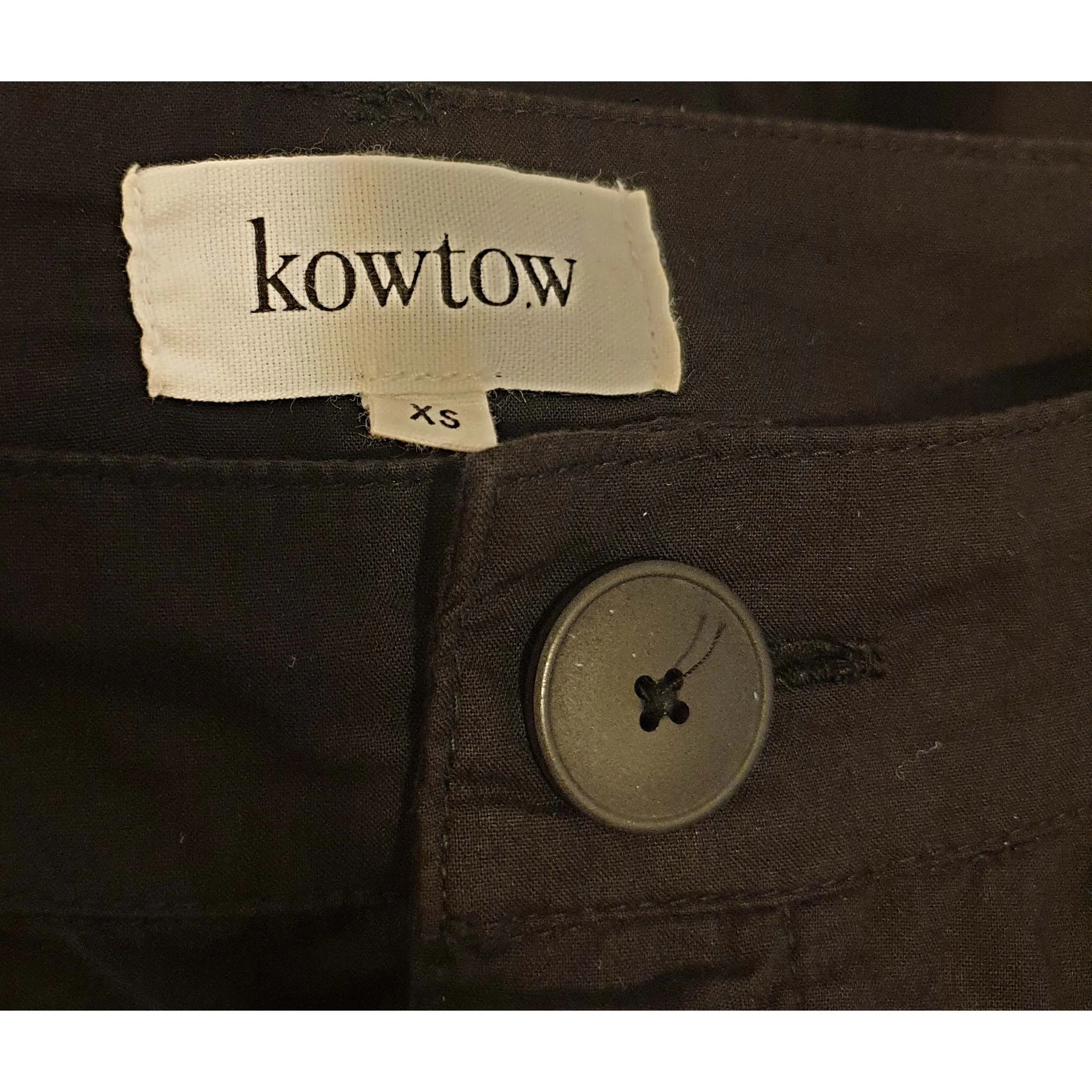 Kowtow preloved black cotton straight leg pants size XS (best fits size 8)
