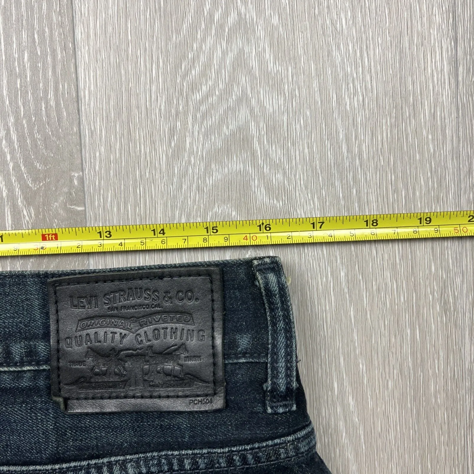 Levi’s 513 Skinny Dark Blue Denim Jeans Size 32 X 32