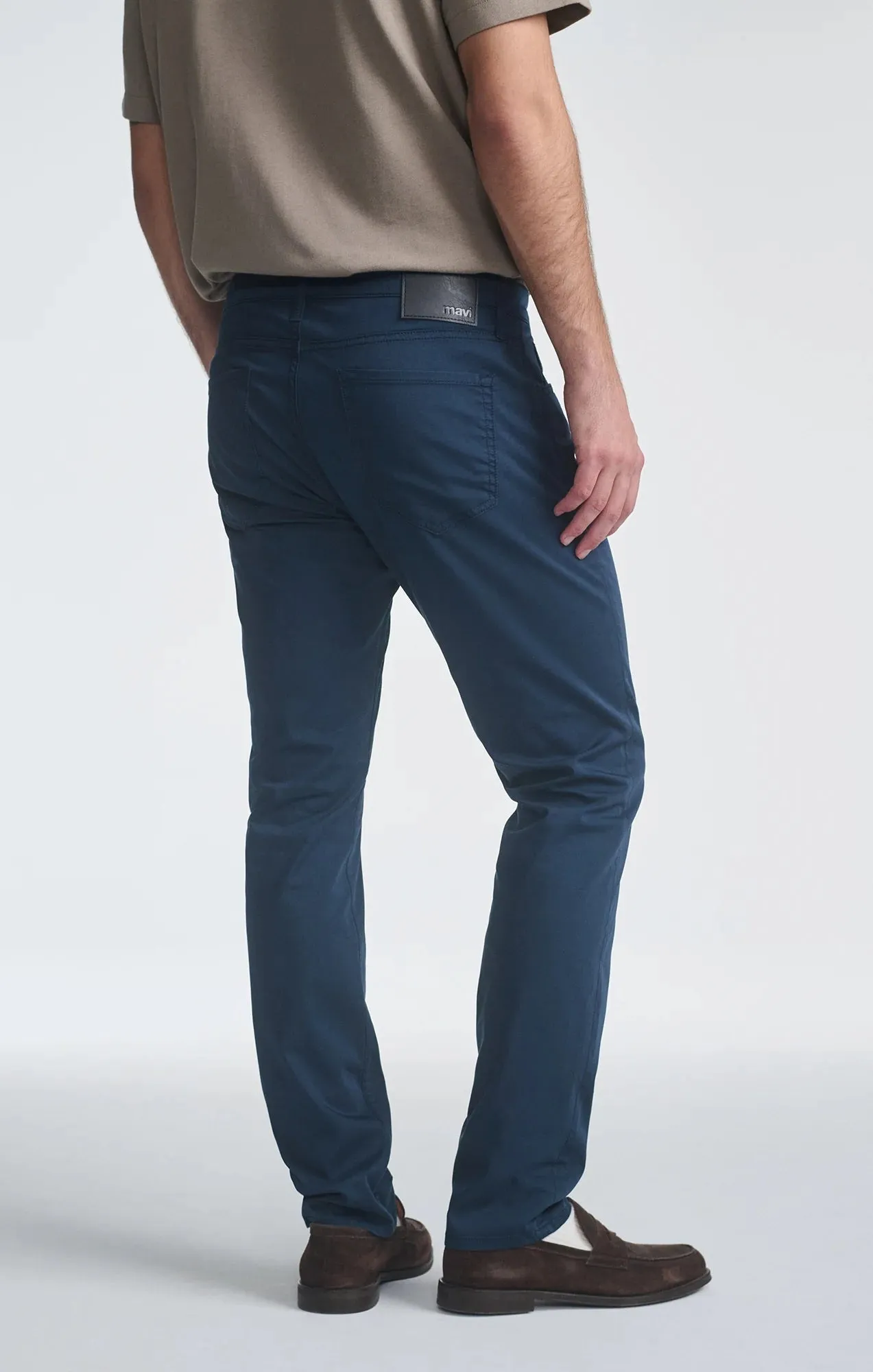 Marcus Slim Straight Leg Pants