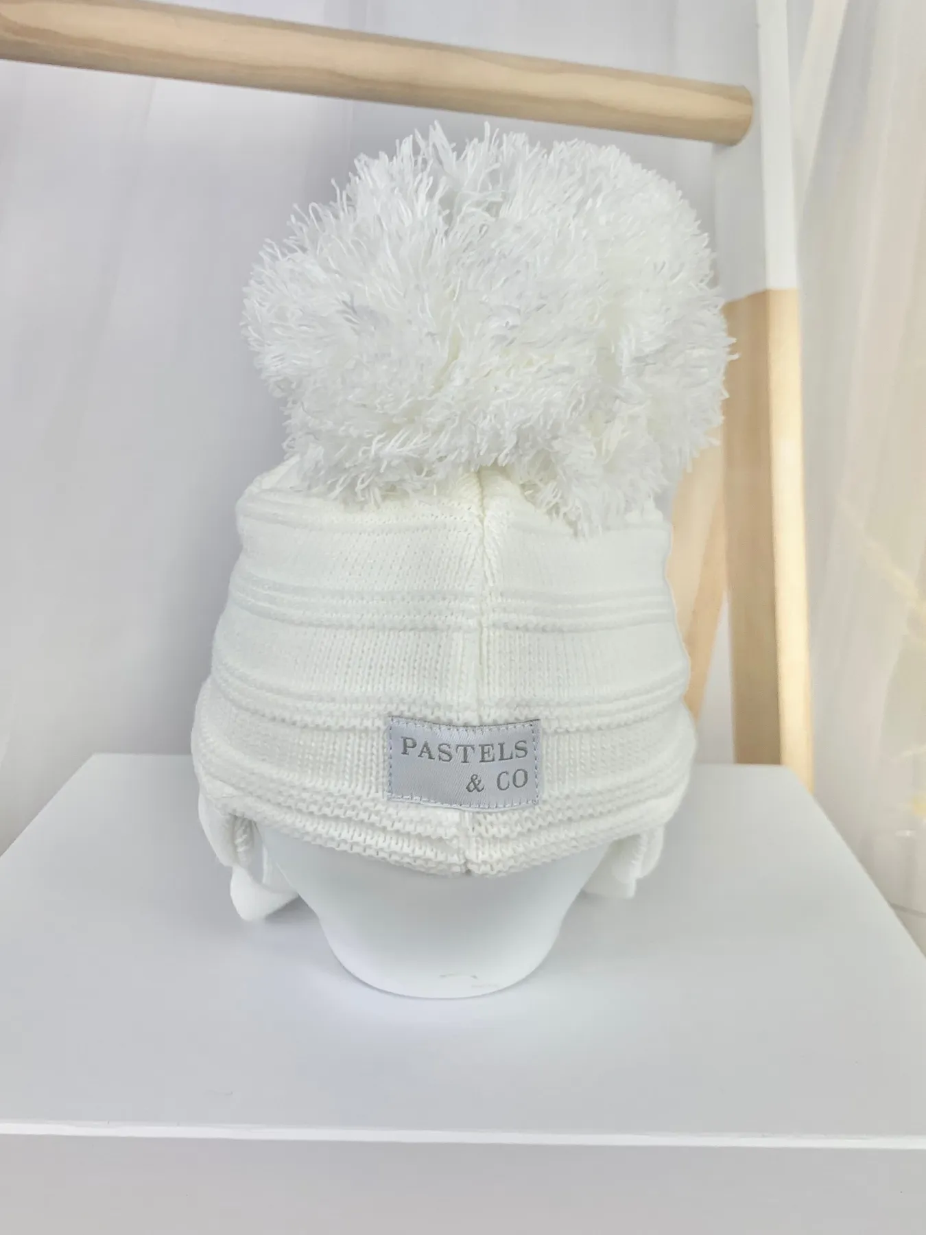 Pastels & Co Kendal Pom Pom Hat - 5 Colours