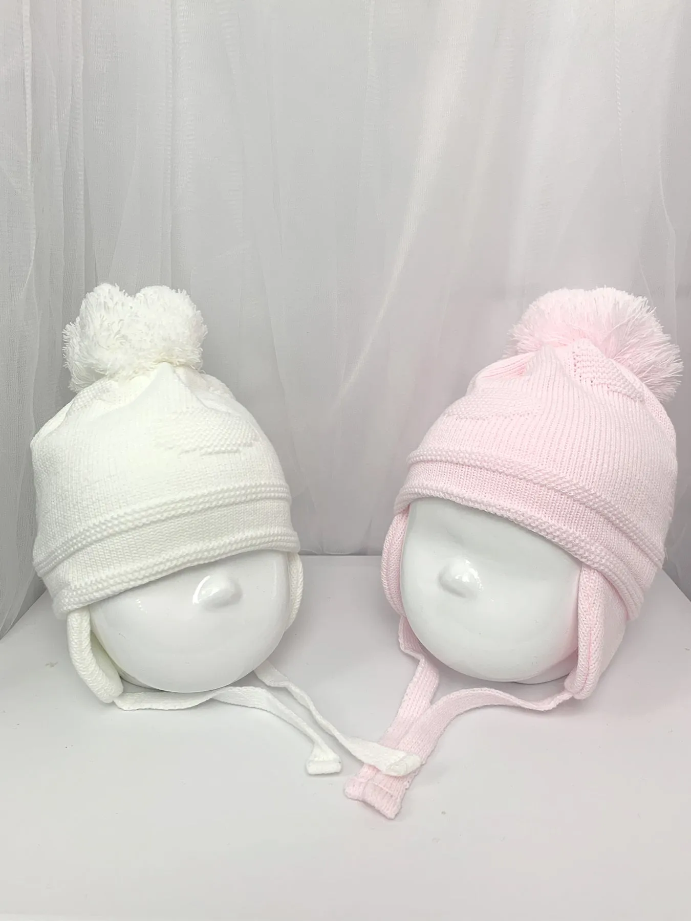 Pastels & Co Single Dotty Pom Pom Hat - 4 Colours