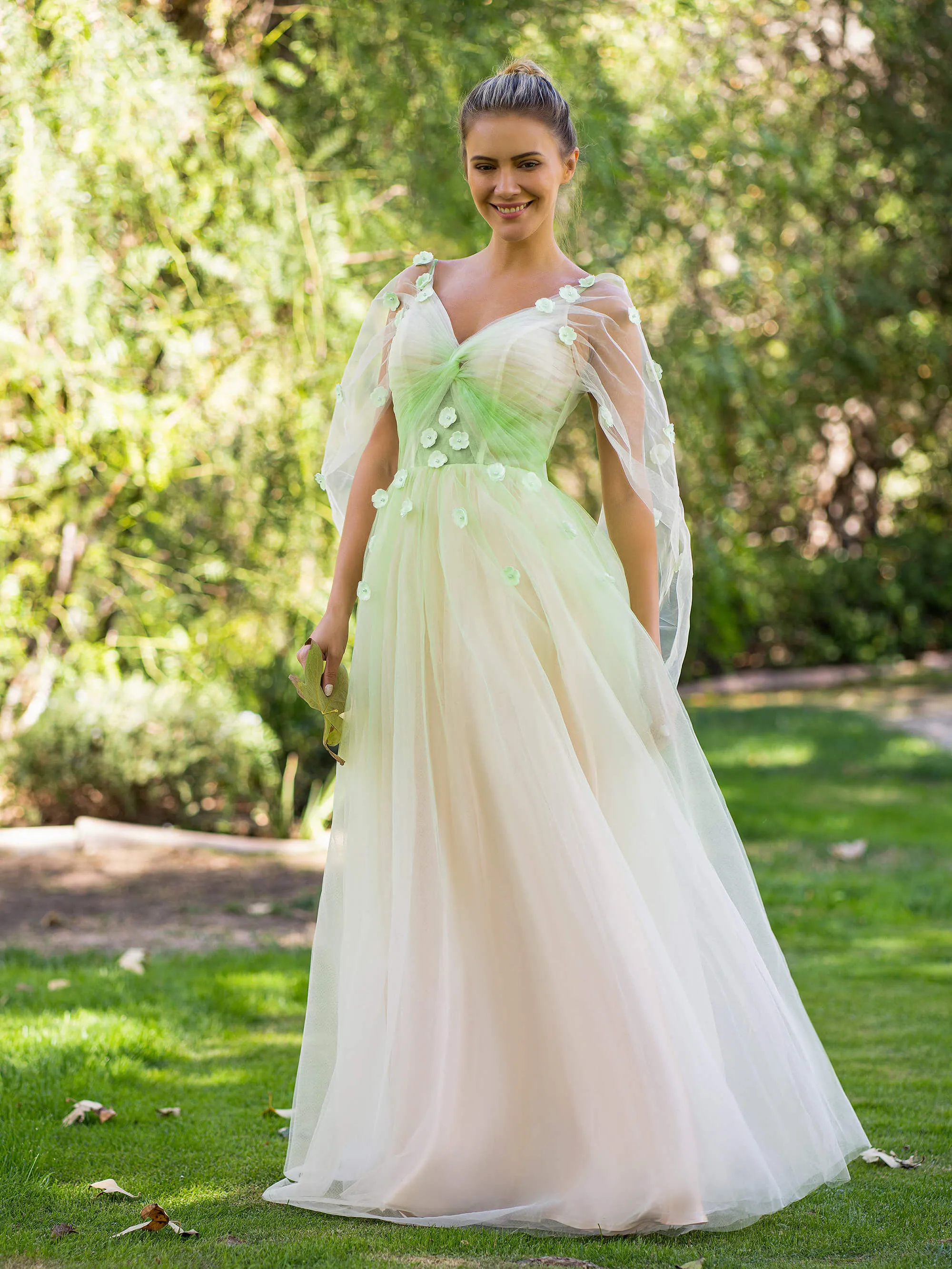 Roycebridal V-neck 3D Applique Floor Length Tulle Prom Dress