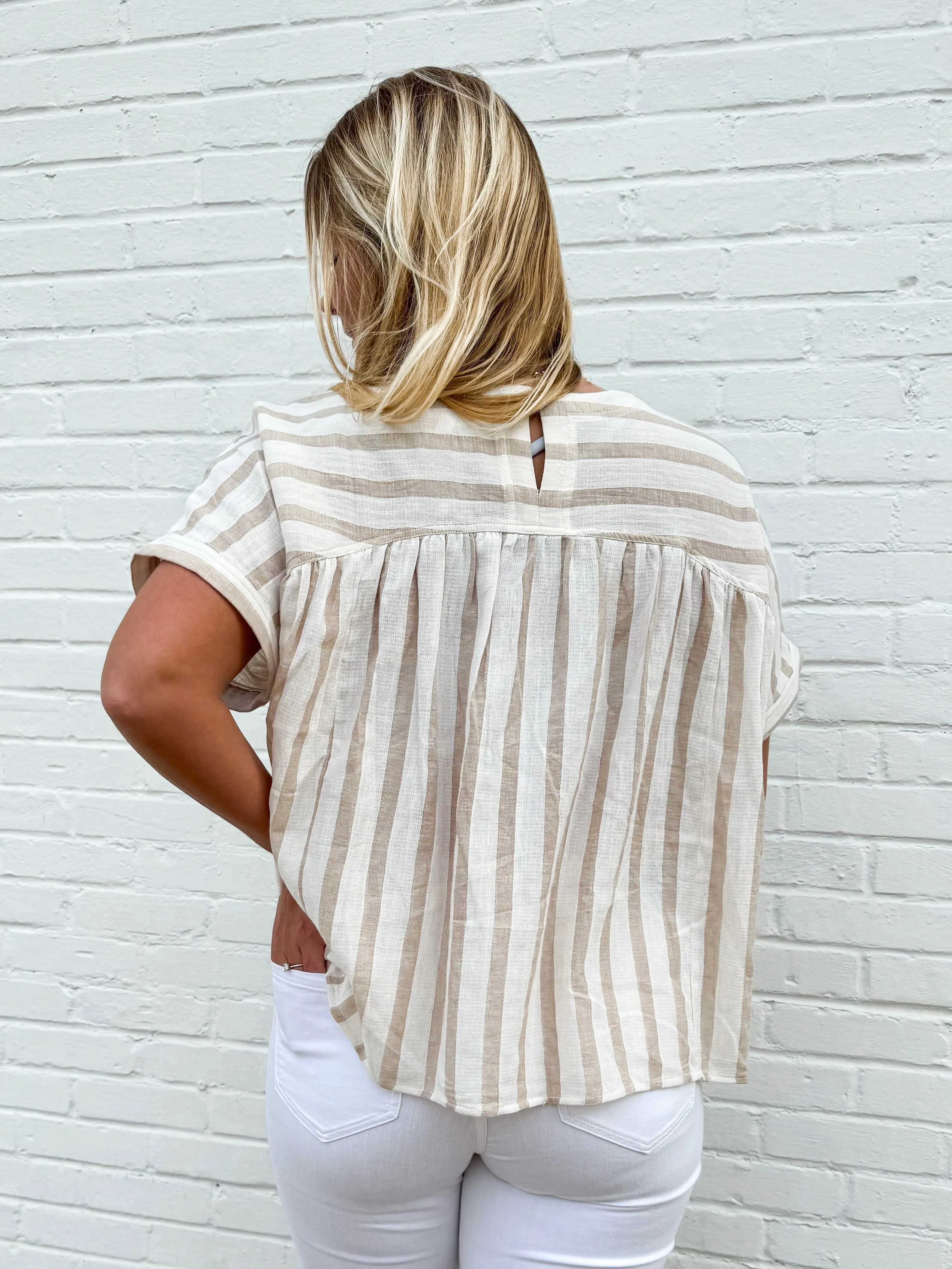 Shoreline Stroll Top