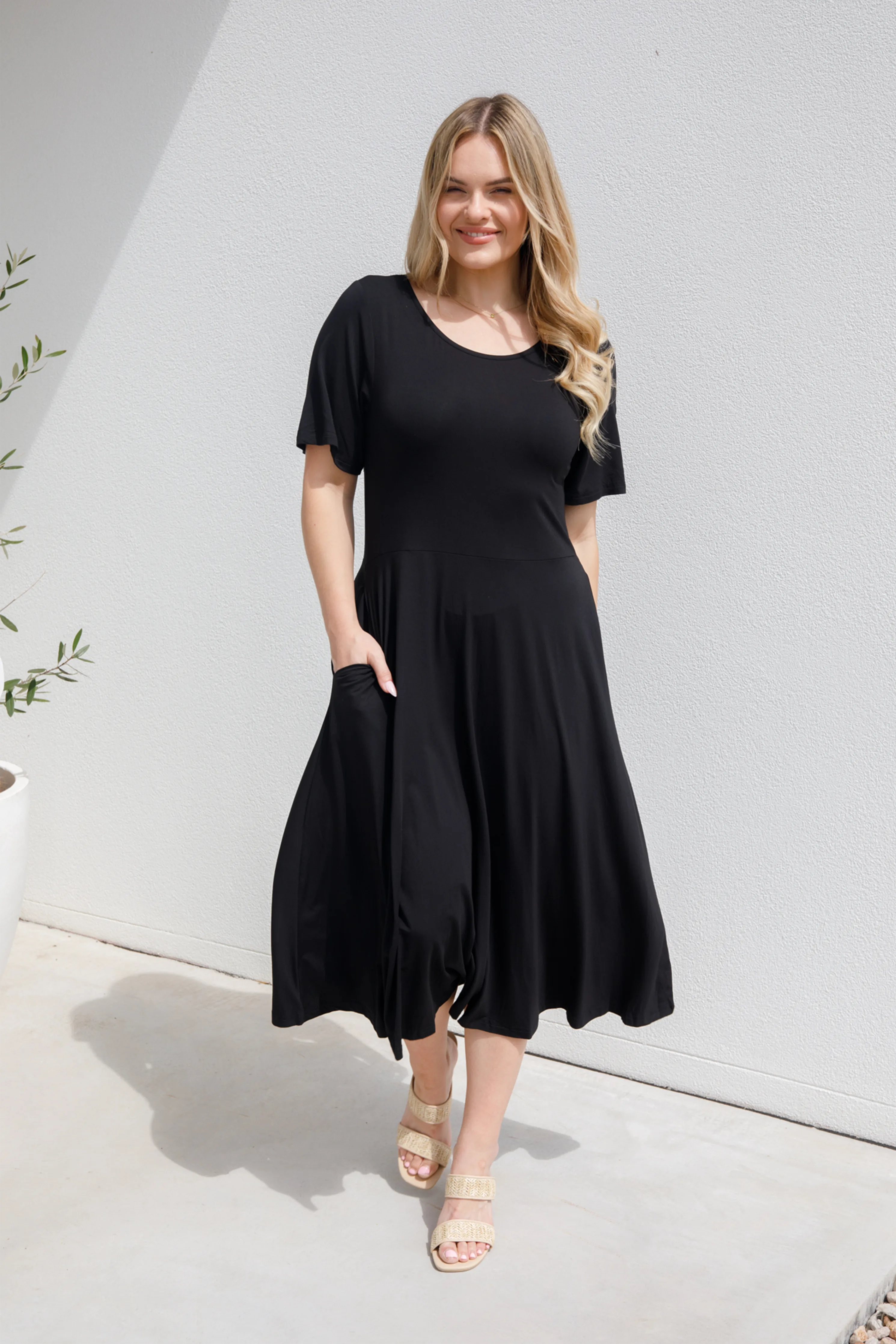 Short Sleeve Penelope Dress | Black | FINAL SALE