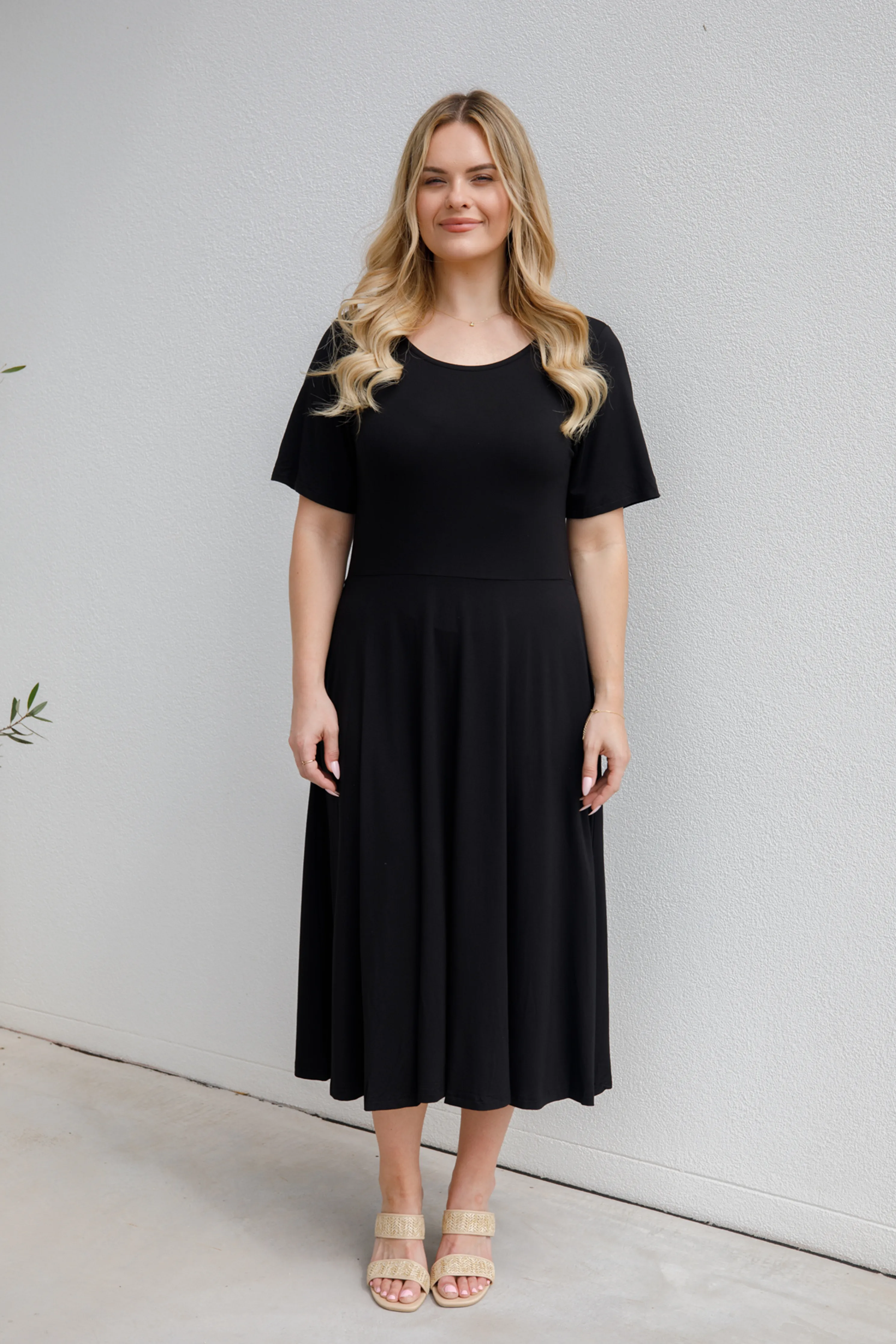 Short Sleeve Penelope Dress | Black | FINAL SALE