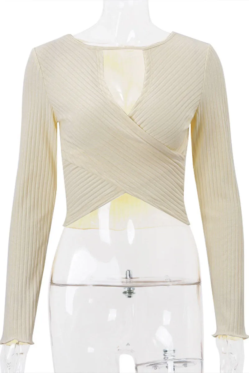 WH0431 Knitted Crop Shirt