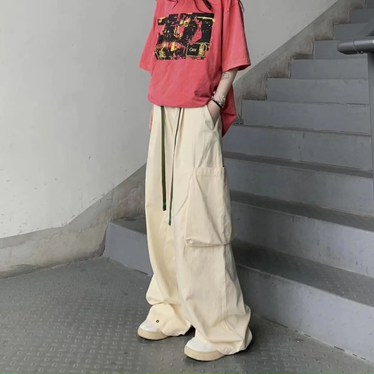 Women’s Baggy Wide Leg Pants with Cargo Pockets