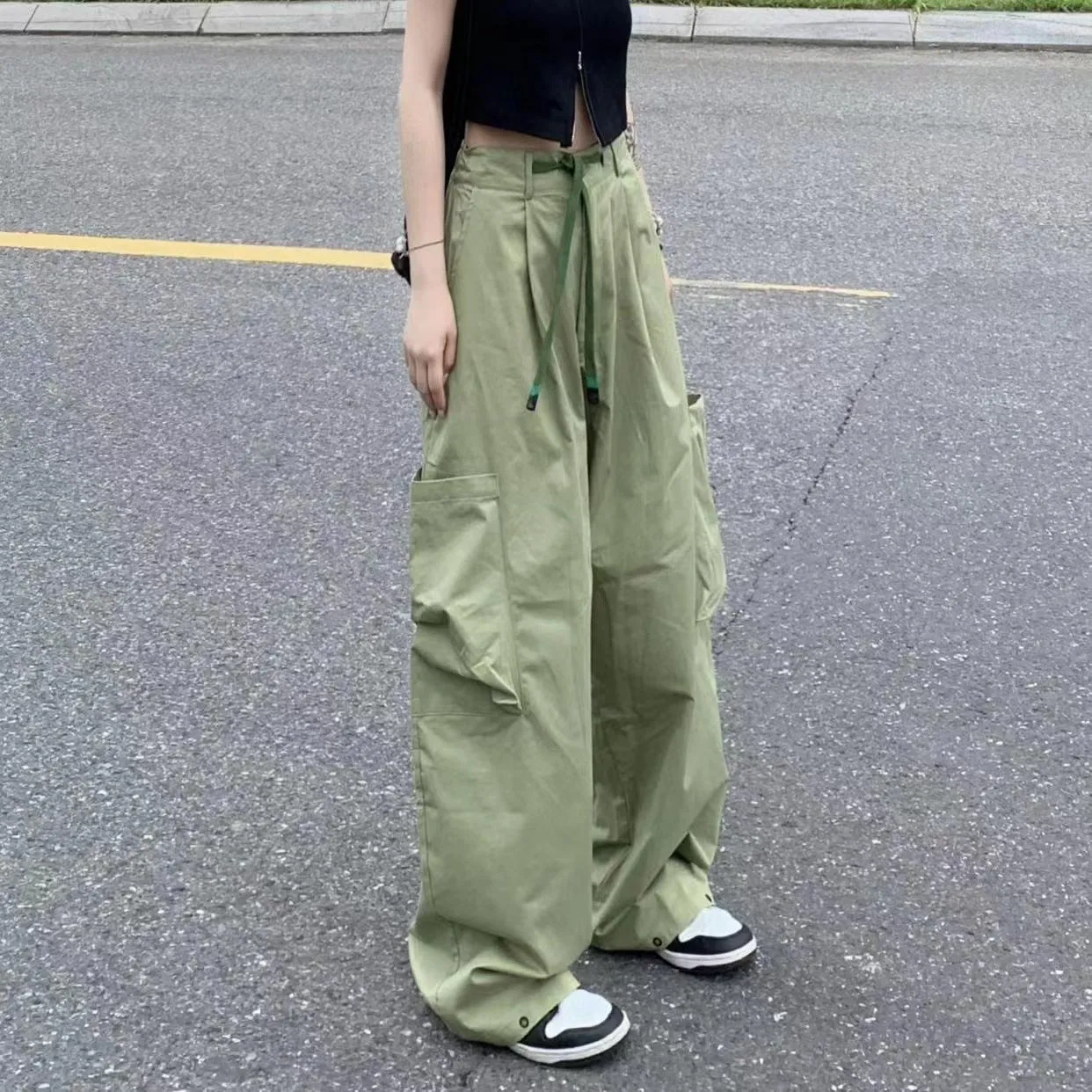Women’s Baggy Wide Leg Pants with Cargo Pockets