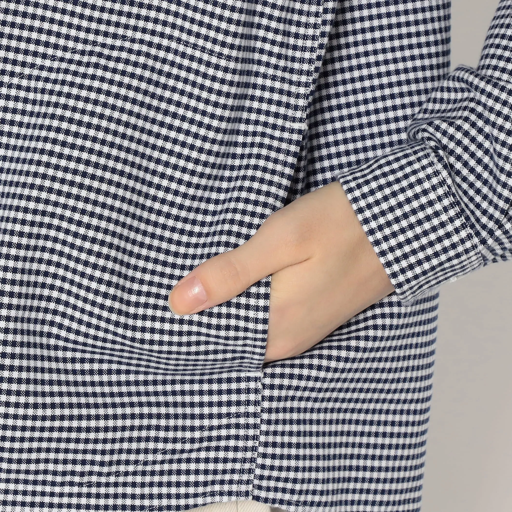 WOMEN'S OXFORD ROUND COLLAR PULLOVER SHIRT PATTERN